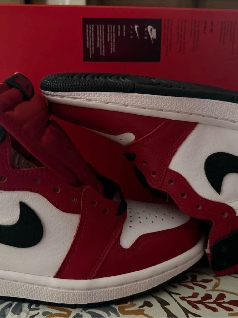 Women's Air Jordan 1 Retro High OG 'Satin Red'  Size 5